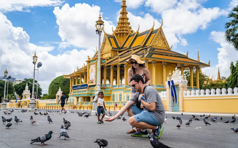 Phnom Penh City Highlights Half-Day Guided Tour by Klook from 45 USD