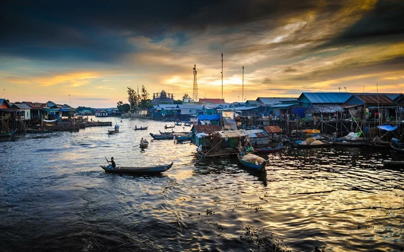 Kompong Phluk Floating Village Half-Day Tour