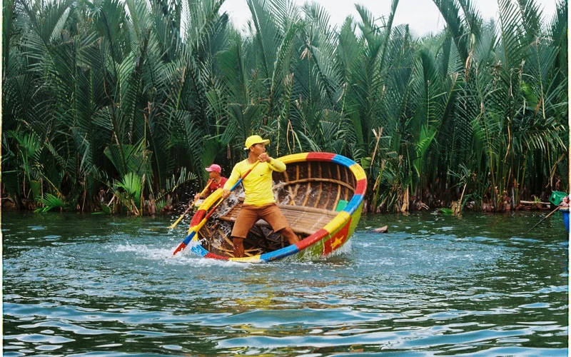 From Da Nang: Coconut Forest & Hoi An Ancient Town Day Tour with Basket Boat Race Optional