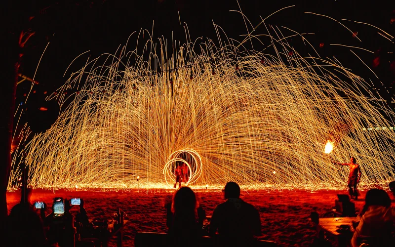 DAM Beach FIRESHOW PATTAYA