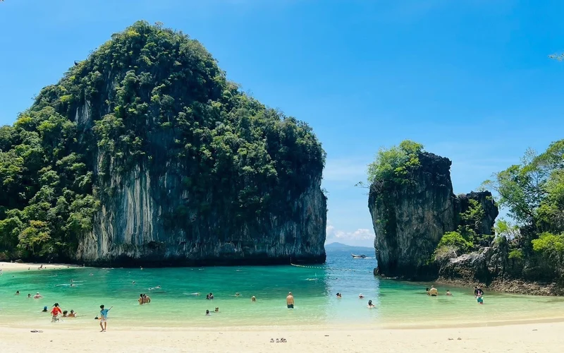 Price range for Sightseeing Tours from Krabi from 900 THB to 2450 THB Price range for Sightseeing Tours from Krabi from 900 THB to 2450 THB