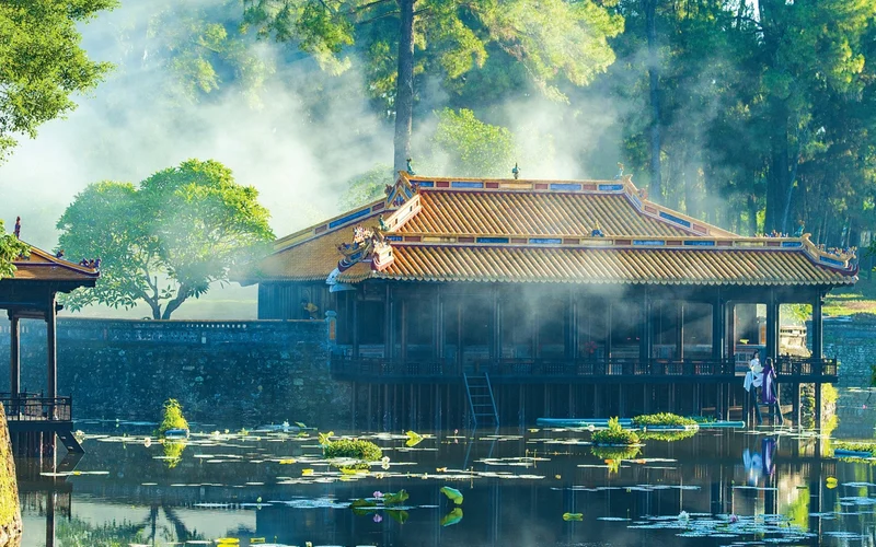 Average tour price for Hue City from Da Nang around 41 USD Average tour price for Hue City from Da Nang around 41 USD