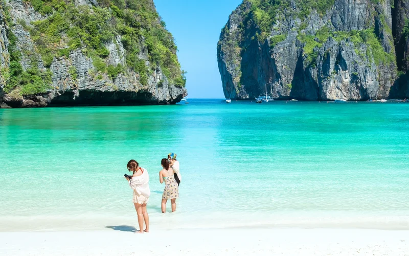 Krabi:Phi Phi Island,Maya Island and Bamboo Beach Snorkling Day Tour