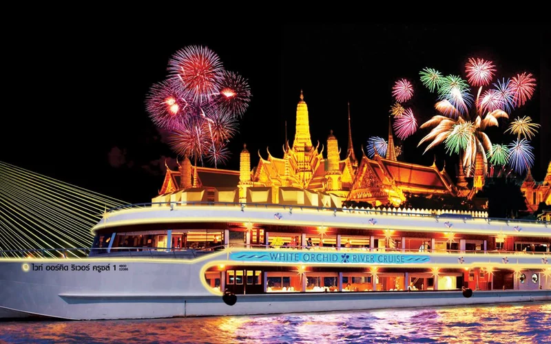 Chao Phraya White Orchid Cruise in Bangkok