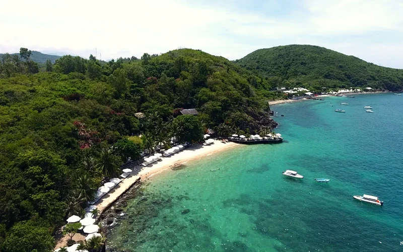 Deluxe Snorkeling Tour with Mud Bath at Merperle Hon Tam Nha Trang