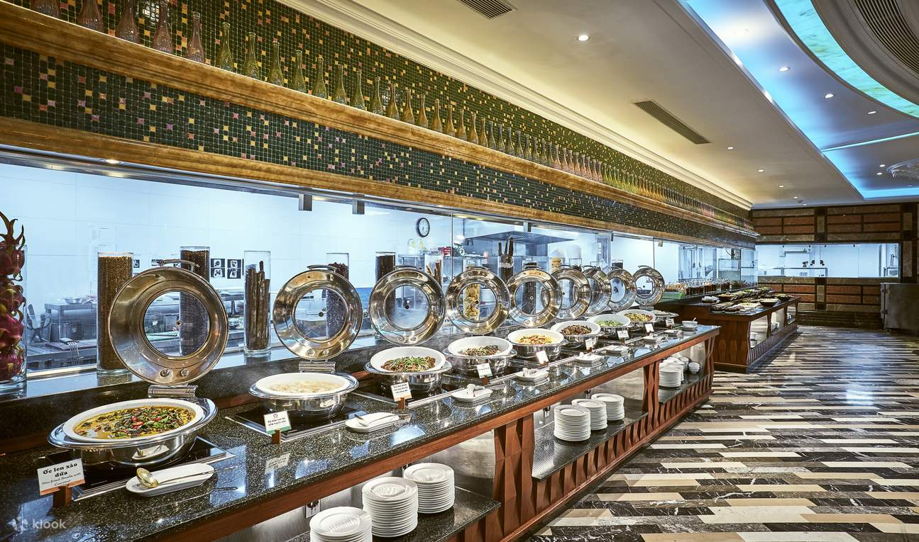 Money Talks Dong Diner