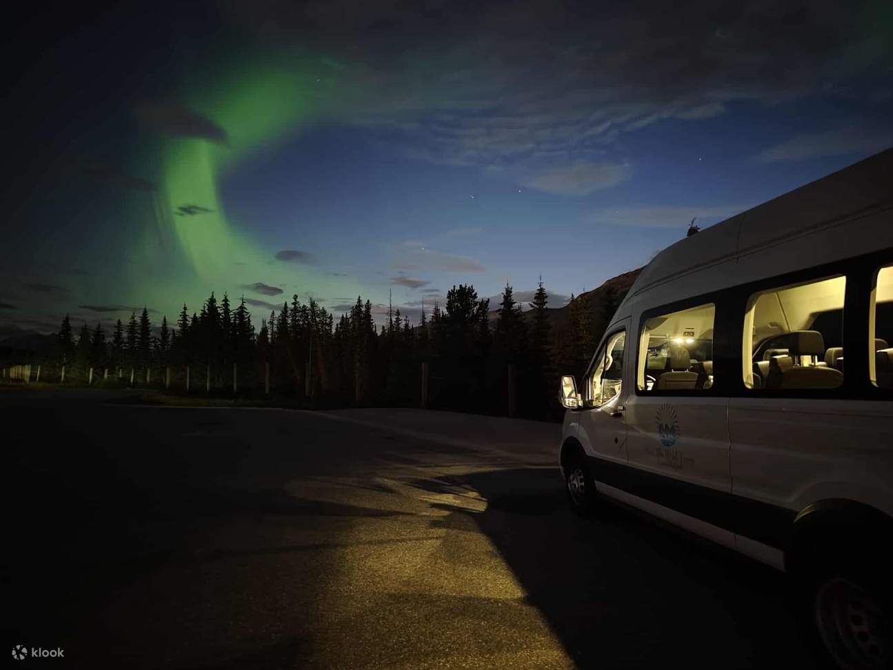 Banff Night Sky: Stargazing and Northern Lights Chasing Tour