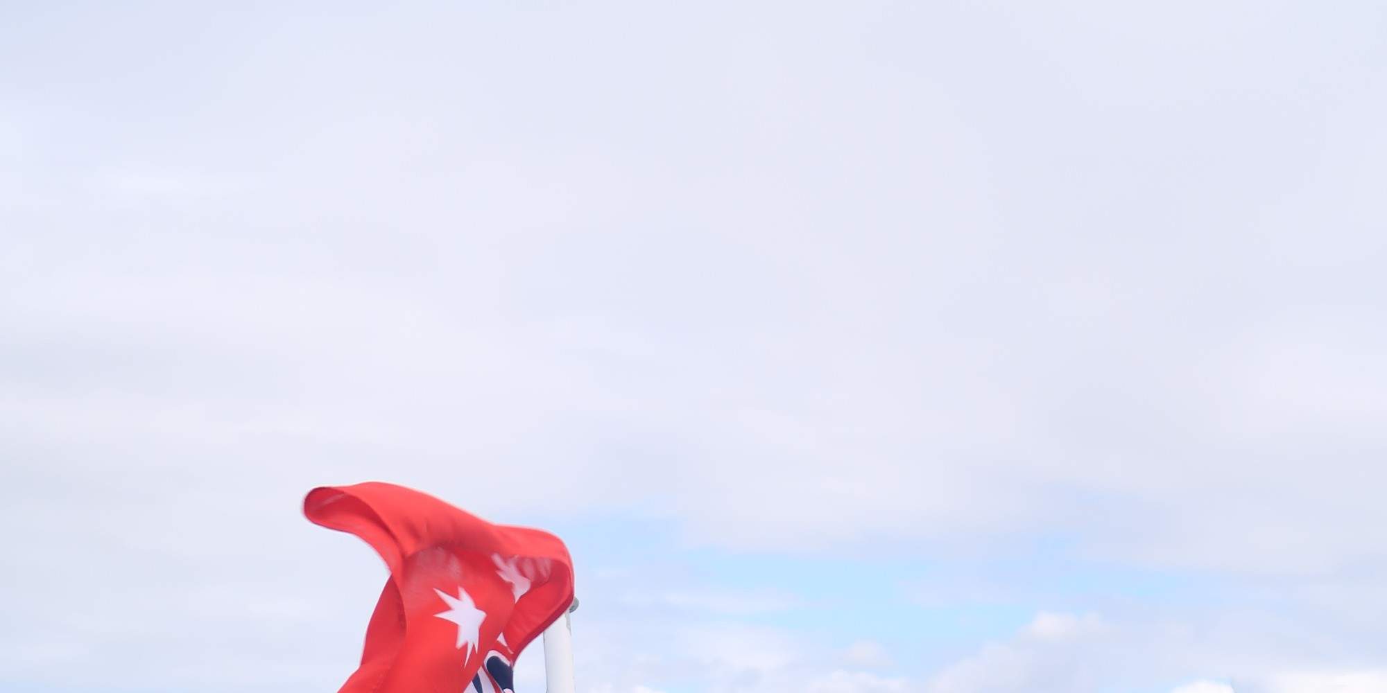 Pelayaran Sambil Menikmati Devonshire Tea dengan Ulasan Langsung