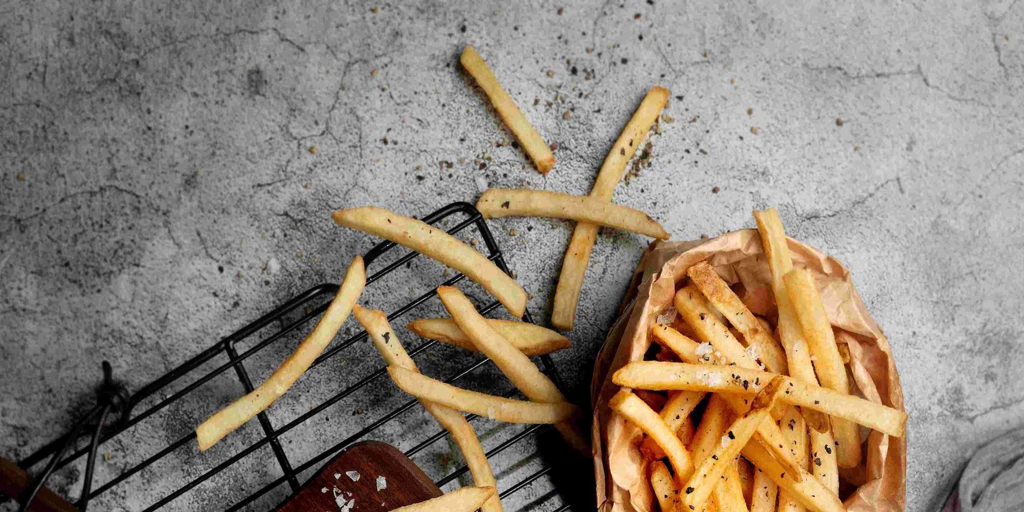 ザ・リッツ・カールトン・香港「The Lounge and Bar」 | 「La Cocina de Raul」3品コース／4品コースディナーメニュー、アフタヌーンティー