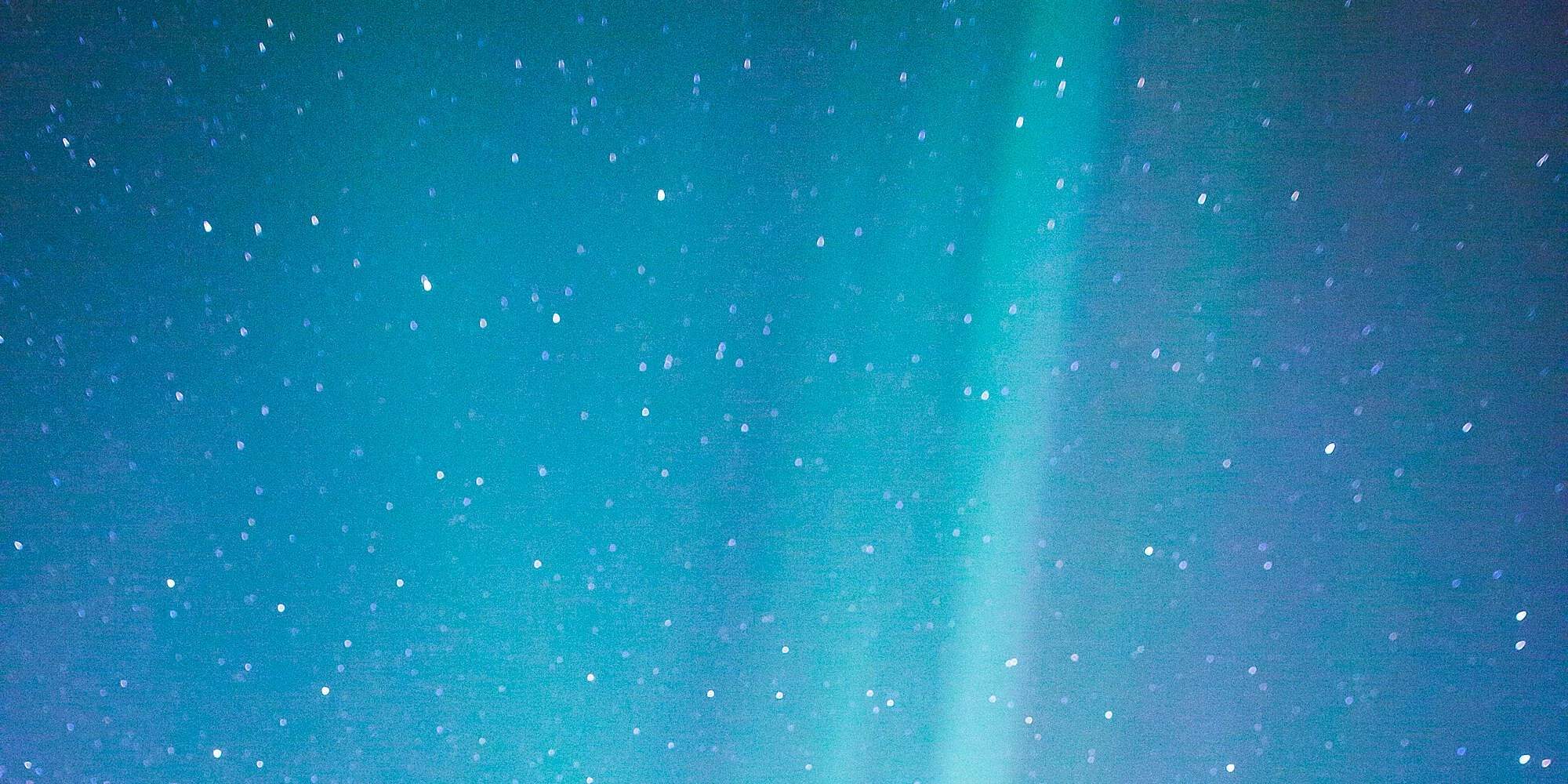 Safari Cahaya Utara dengan Kereta Luncur Mobil Salju Berpemanas di Danau Inari