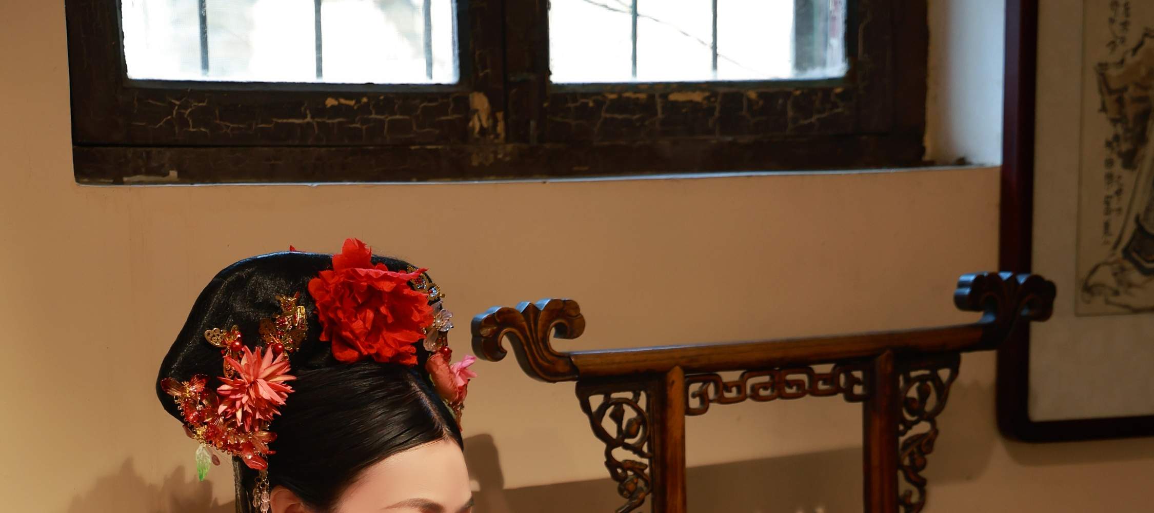 Trajes de la dinastía Qing y té de la tarde antiguo, fotografía exclusiva de escenas interiores y experiencia de caligrafía - Eatwith