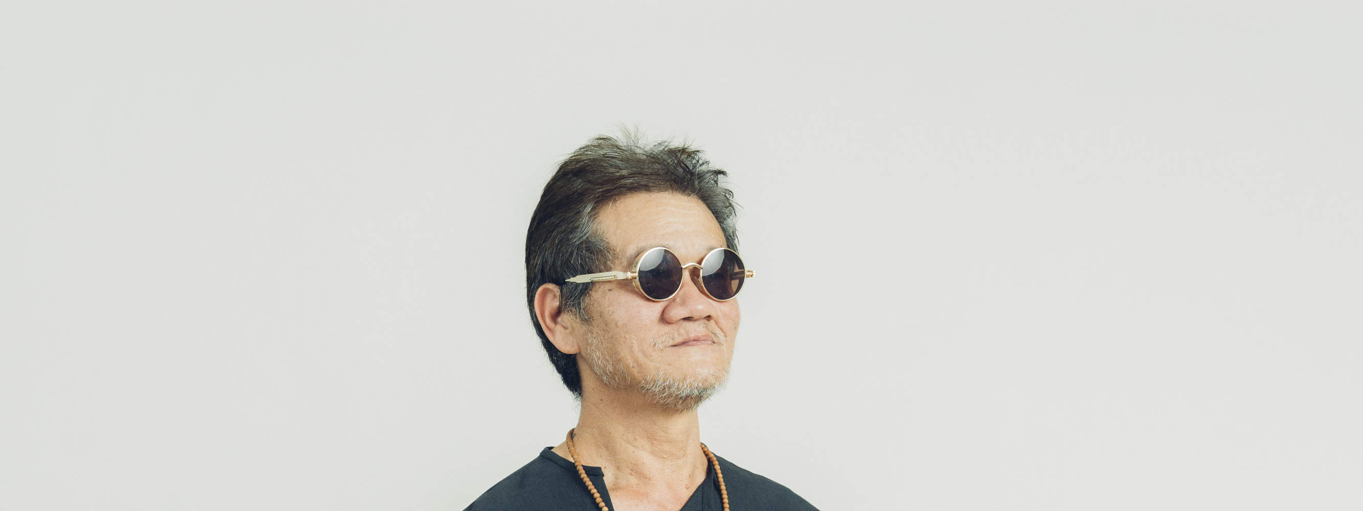 台北大稻埕 個⼈写真 - プロフィール写真スタジオ撮影