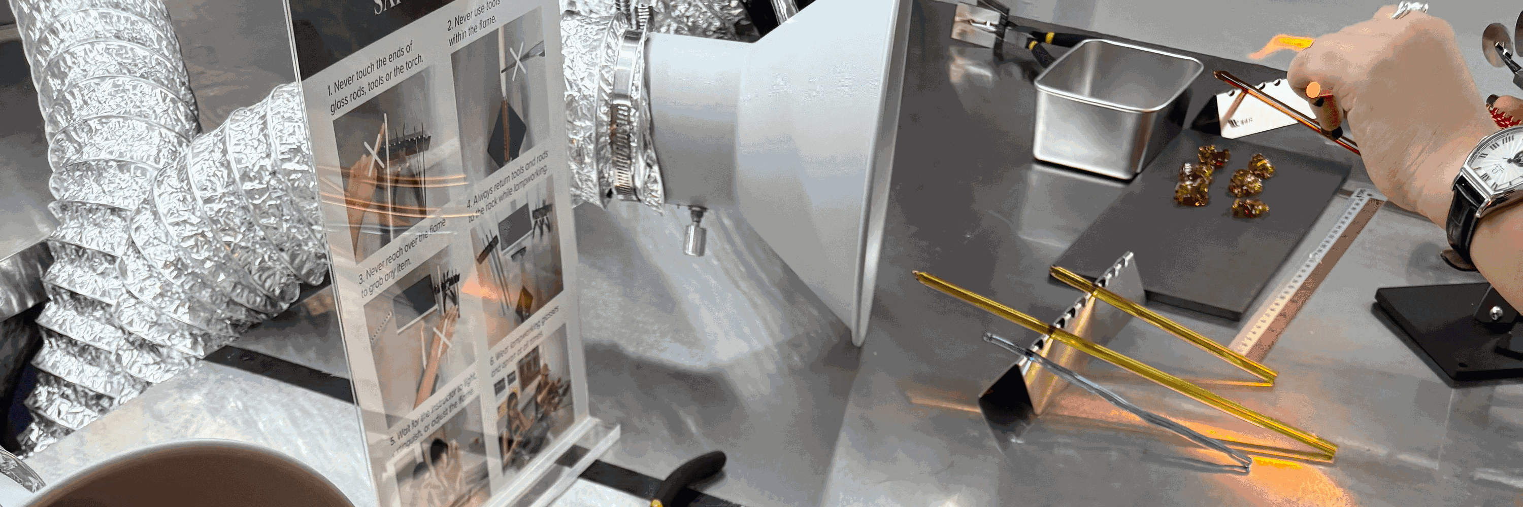 세션에 필요한 모든 도구와 재료가 준비되어 있습니다.