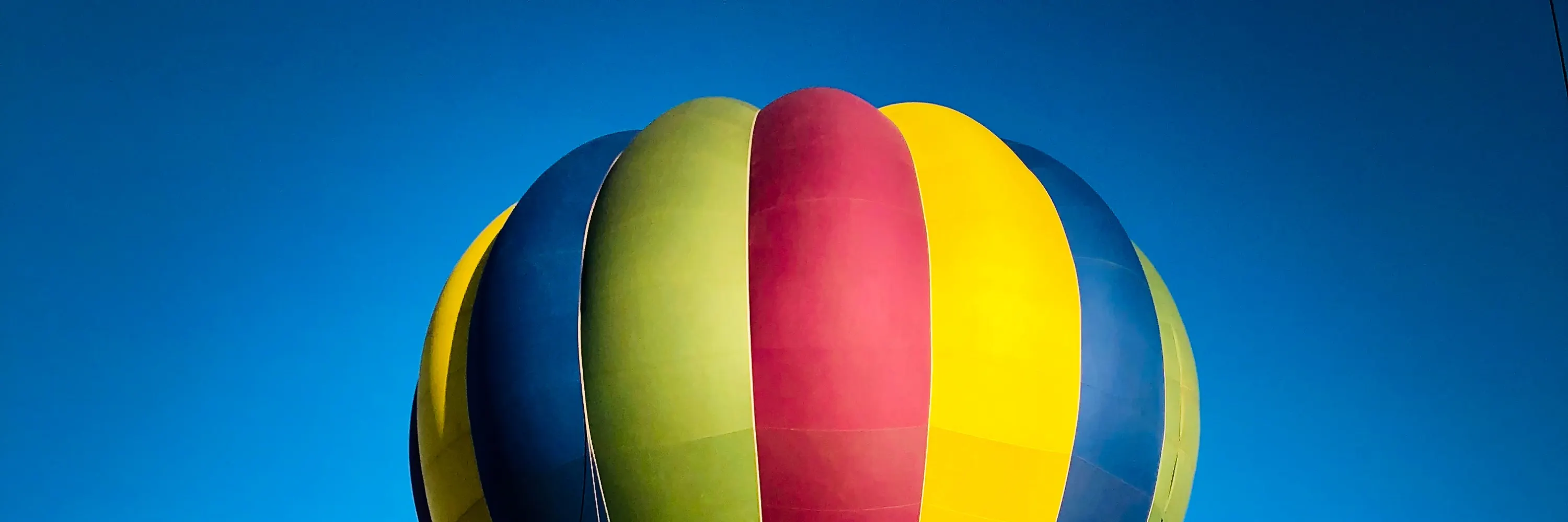 hot air balloon byron bay