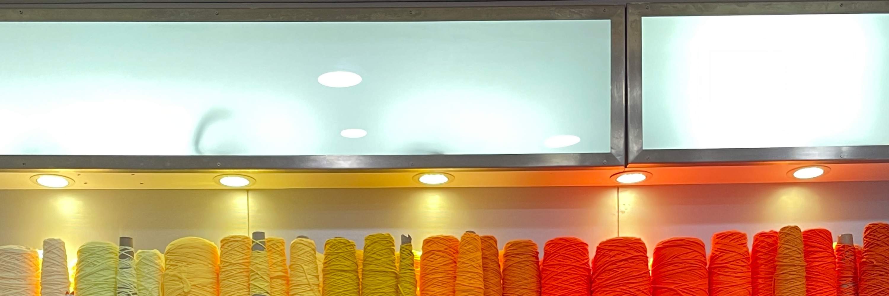 Workshop di letti per animali domestici in filato di velluto lavorati a mano a Singapore