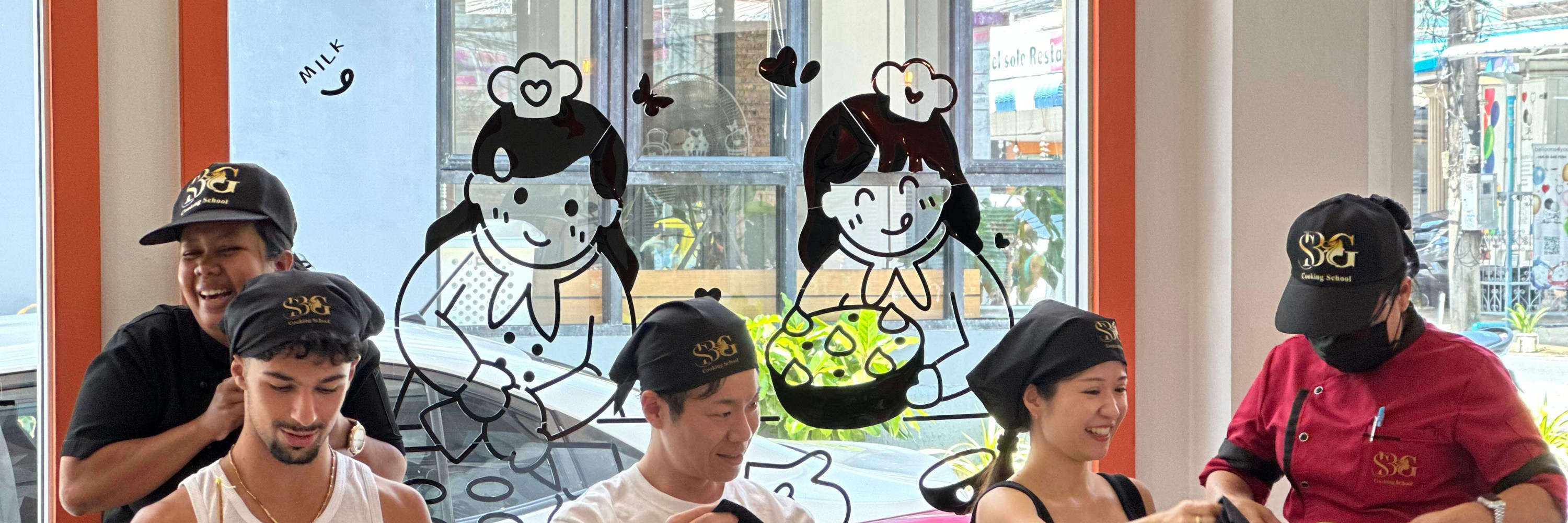 从陌生人到朋友💕这就是一起烹饪的魔力！#SBGCookingSchool