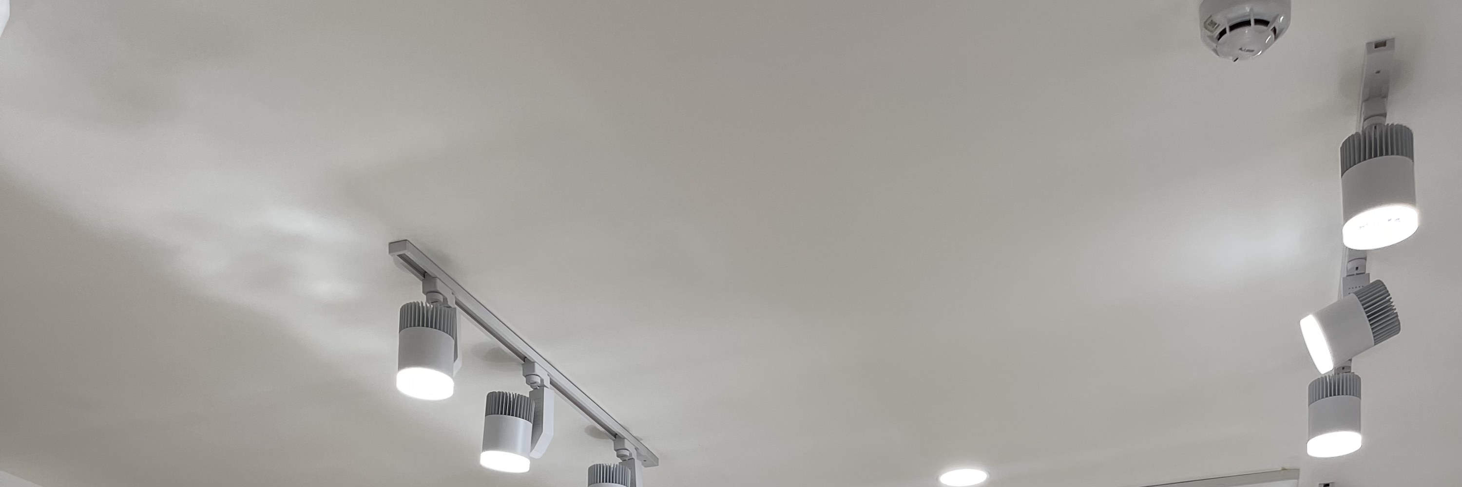 Mahami Spa & Wellness: Servicios Premium de Uñas y Pestañas