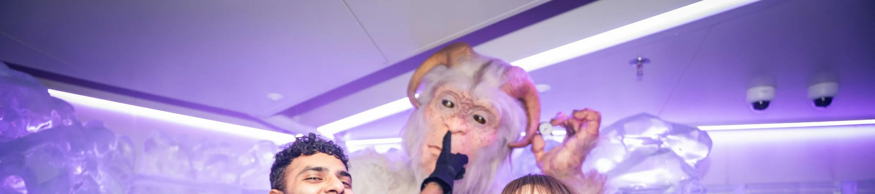 在黄金海岸冲浪者天堂 IceBar 探索冰冻天堂