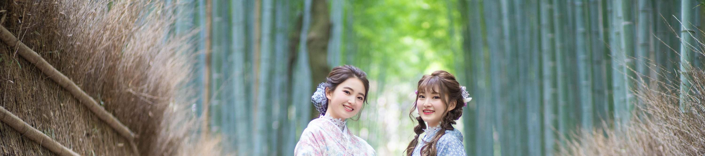 Pakej Keiran. Kimono Komon tradisional, fabriknya diperbuat daripada 