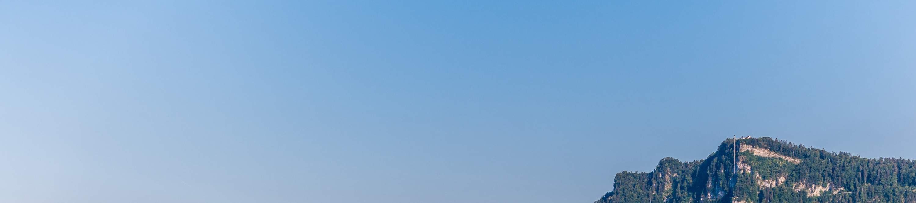 Khám phá những kho báu ẩn mình dọc theo bờ biển đẹp như tranh vẽ của Lucerne