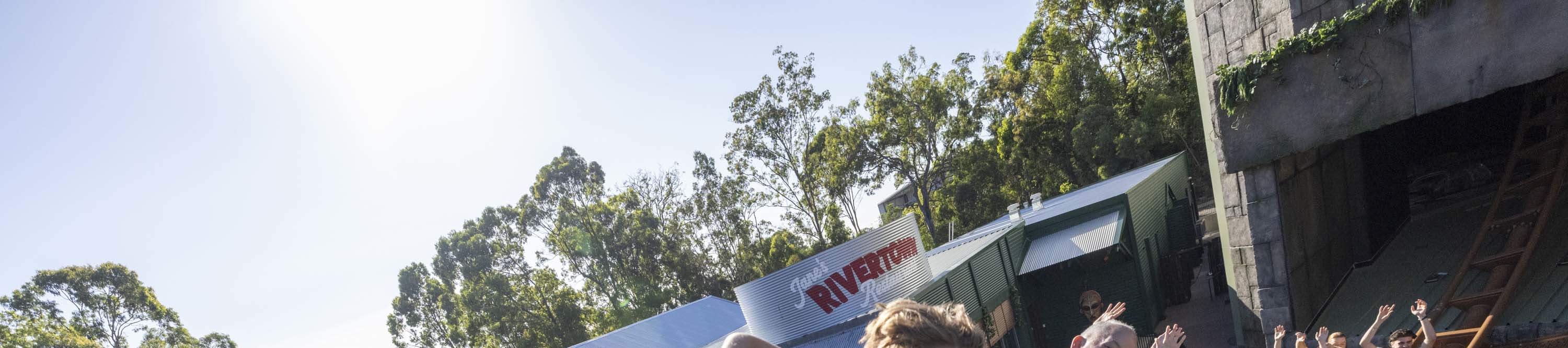 บัตรเข้าสวนสนุกดรีมเวิลด์ - เครื่องเล่นรถไฟเหาะ