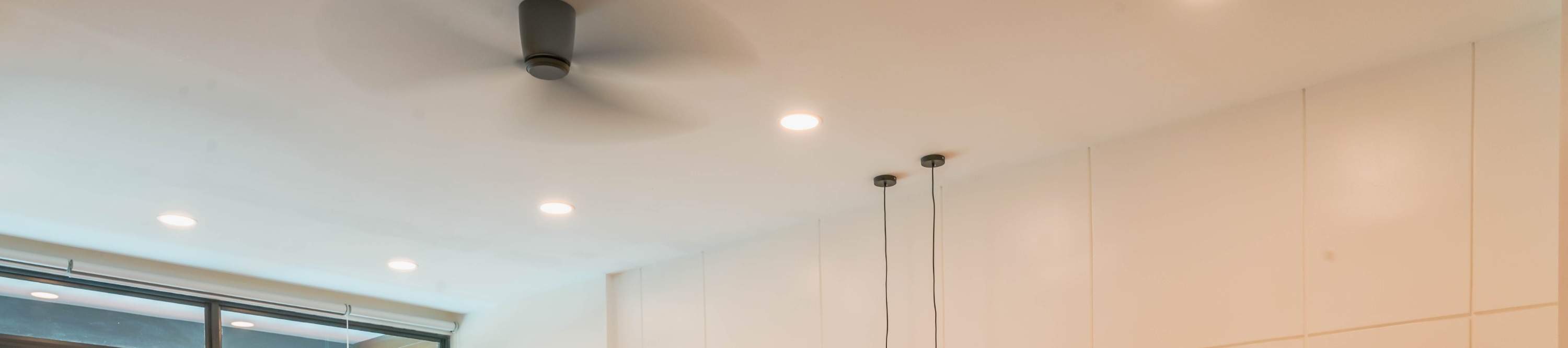 bedroom with two beds