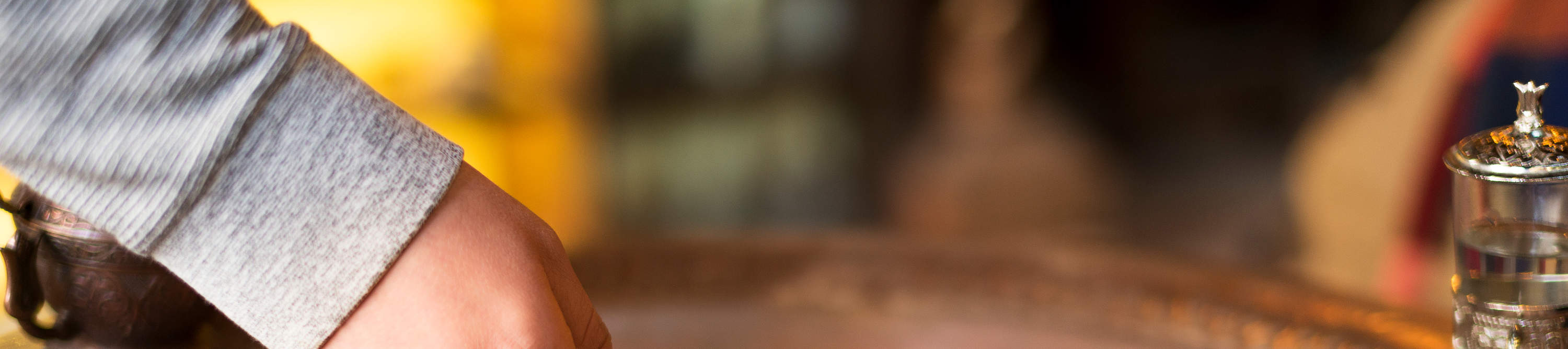 Atelier de café turc sur sable à Istanbul