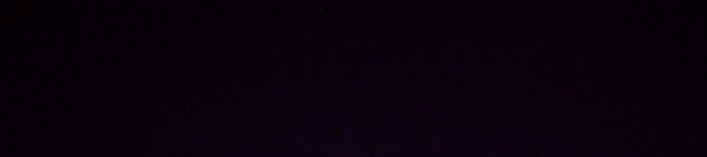 Scopri il fascino di Milsons Point con viste notturne mozzafiato sul porto di Sydney