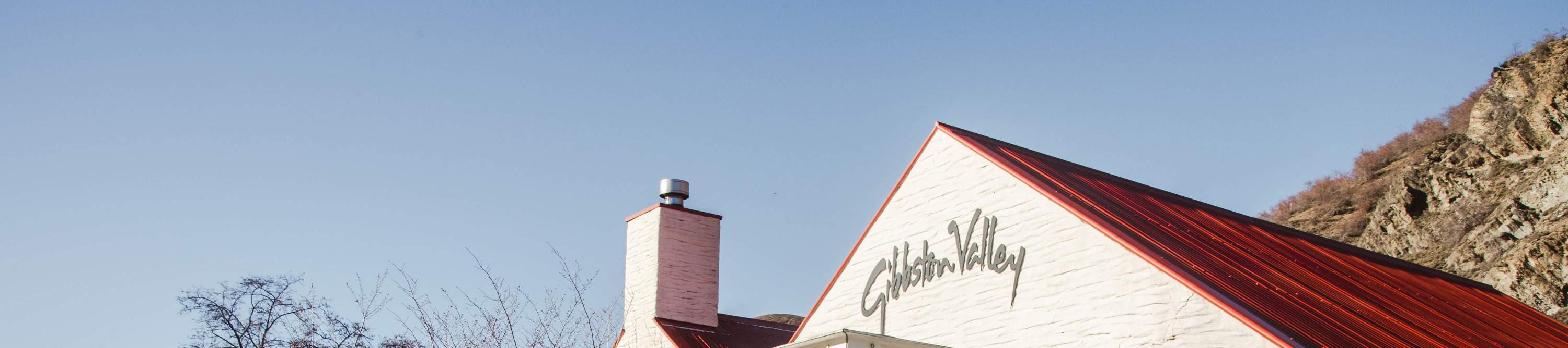 Tham quan nhà máy rượu vang