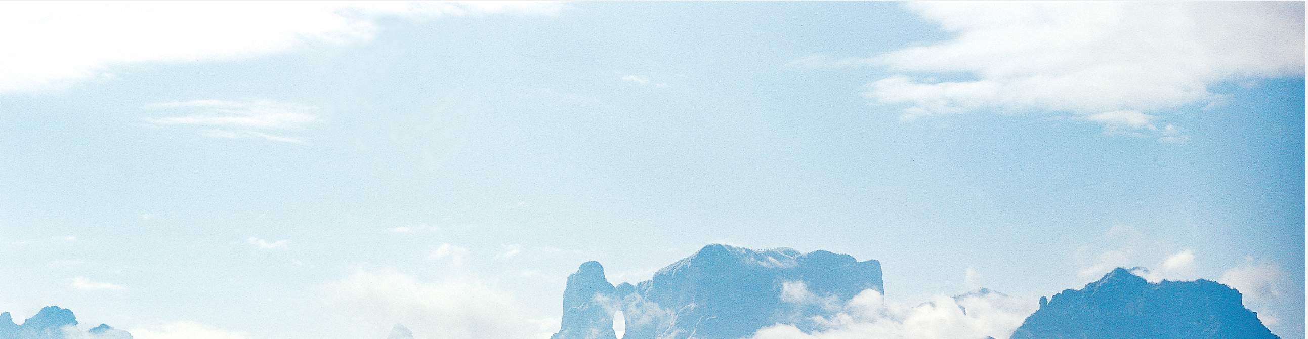 Layanan Sewa Mobil Pribadi Antar Jemput Pulang Pergi dari Kota Zhangjiajie ke Jembatan Kaca Grand Canyon