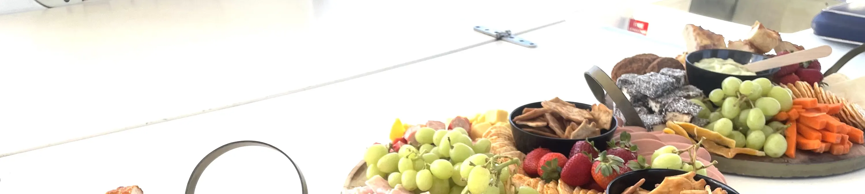 雪梨港亮点与澳洲美食双体船巡游