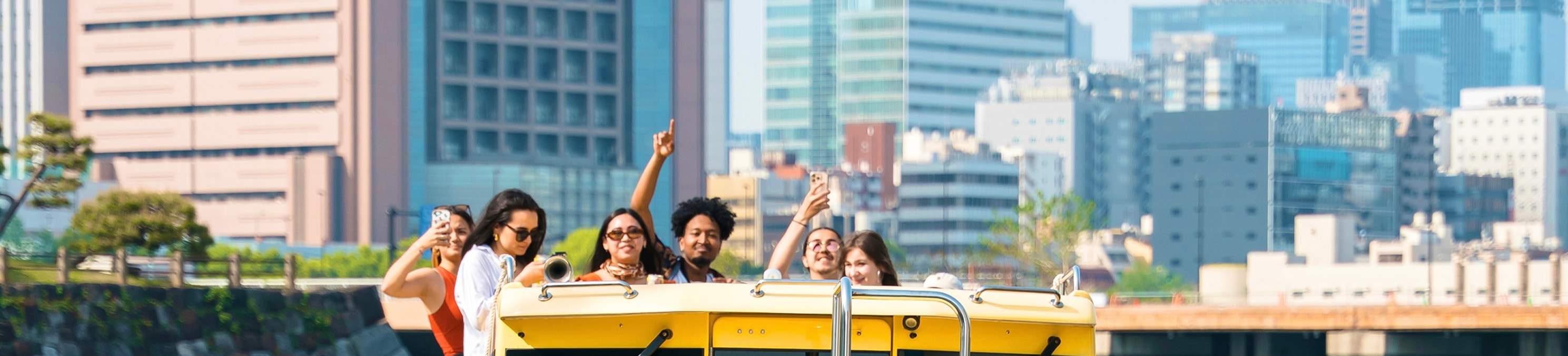 Pelayaran Bot Waktu Siang dan Matahari Terbenam di Tokyo