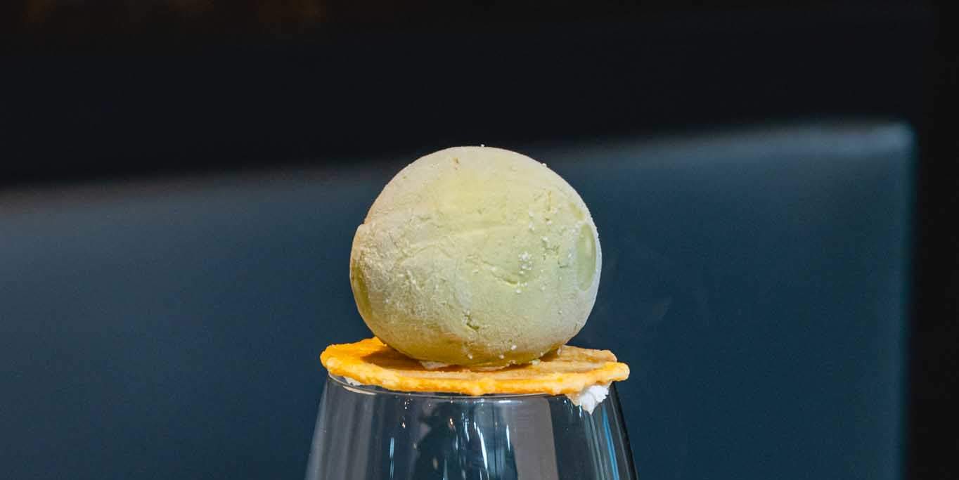 TORA Yakiniku x Cafe Crystal Design Center