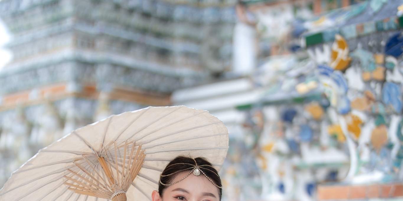 Absolute Thai: Noleggio di Costumi Thai a Bangkok