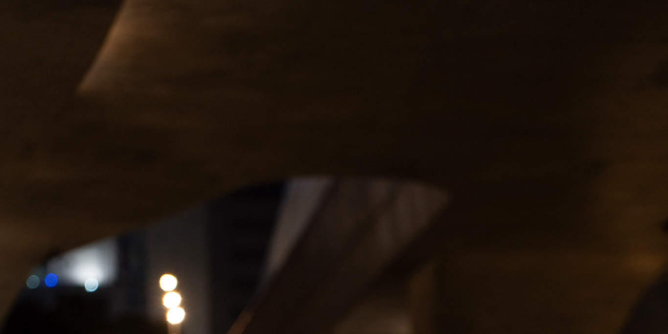 ภาพถ่ายบุคคลยามค่ำคืนสำหรับคู่รักหรือนักเดินทางคนเดียวใน โซล – เก็บภาพความมหัศจรรย์ของ DDP