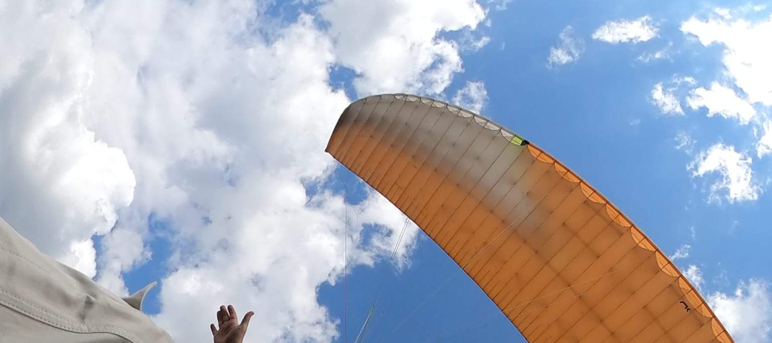 Experiencia de parapente en Pamukkale con traslado desde el hotel