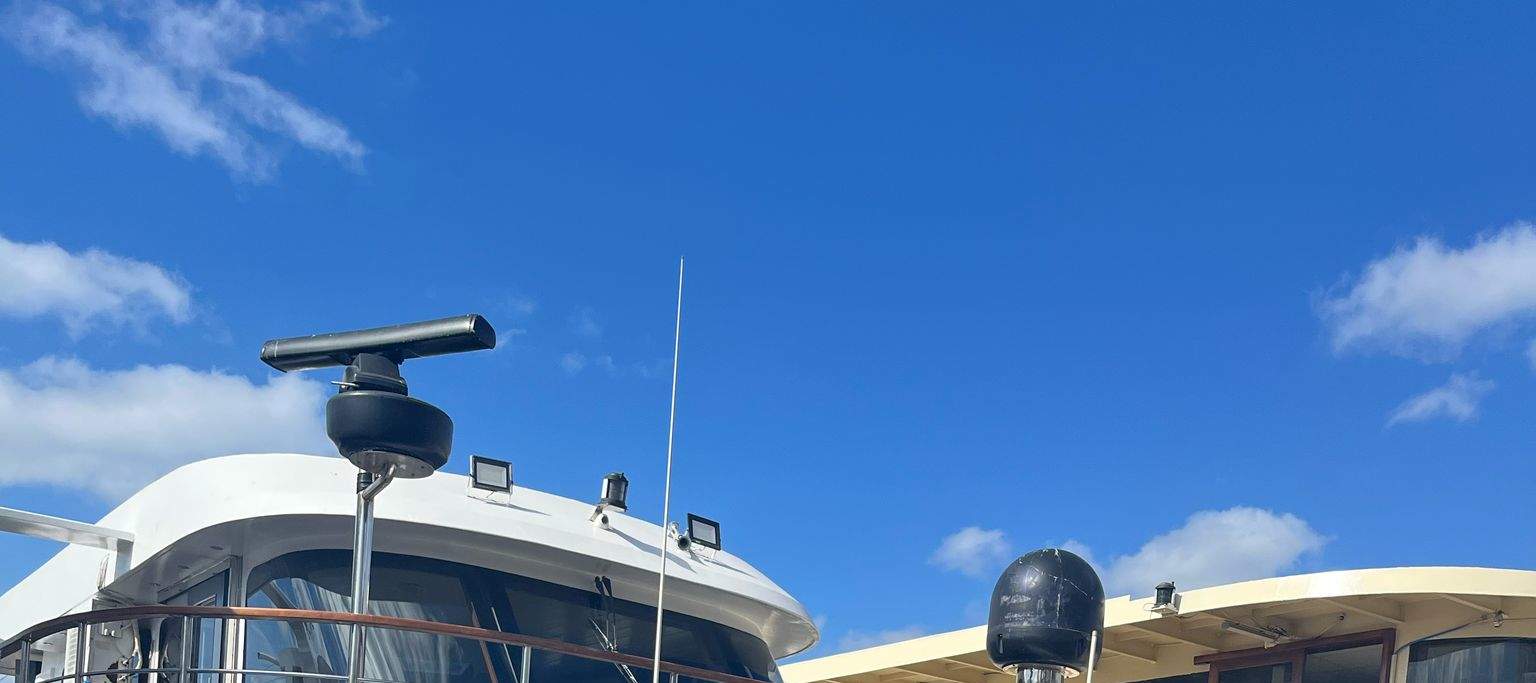 ล่องเรือชมช่องแคบบอสพอรัสพร้อมอาหารเช้าสไตล์ตุรกี