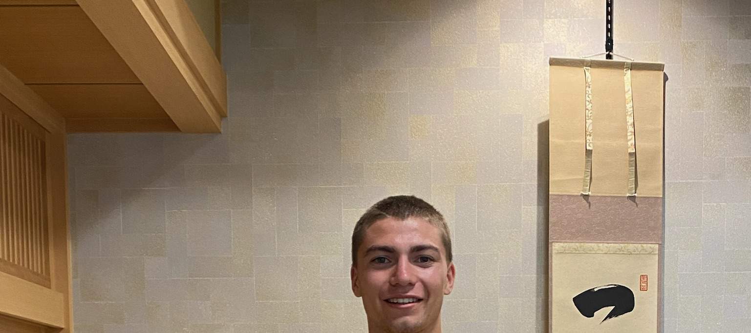 Expérience de calligraphie japonaise et de karaté à Kagoshima