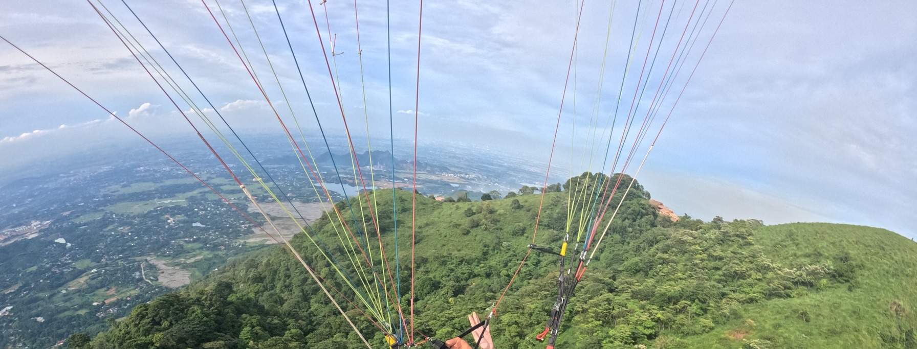 Hanoi Paragliding Tour – Dengan Pemindahan Pergi Balik ke Tapak Terbang