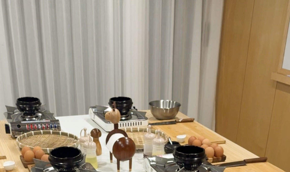 Korean Cooking Class with Grocery Shopping at Seoul Local Market