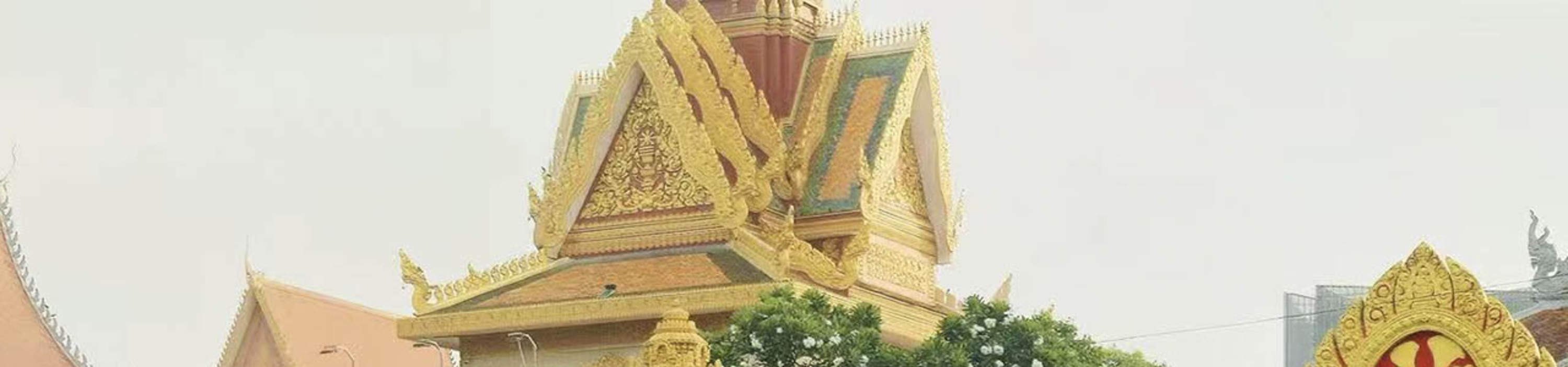 Phnom Penh: Tiket Bus Hop-On Hop-Off dengan Mekong Cruise Gratis