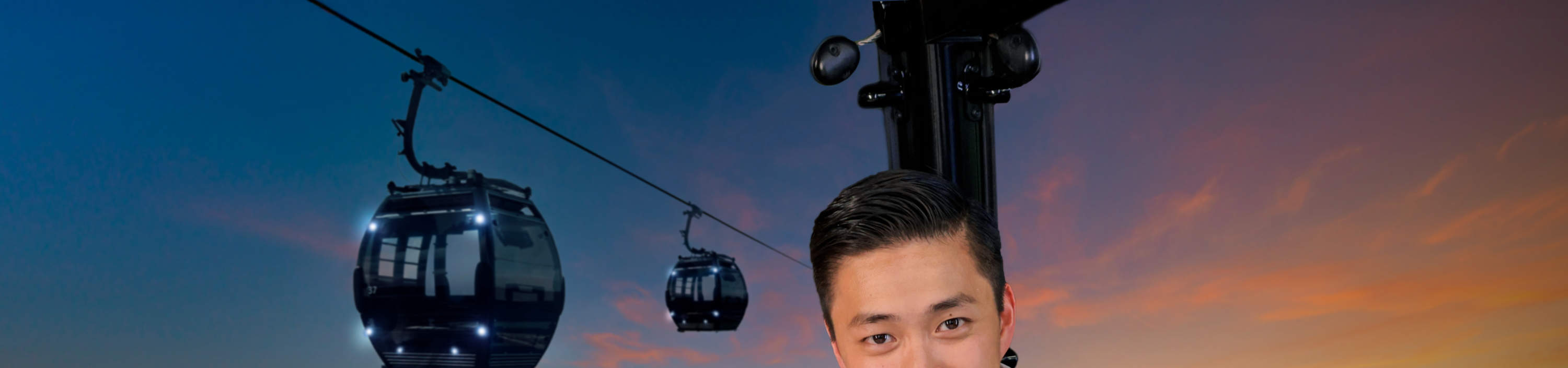 Manjakan diri dalam pengalaman kulinari yang tinggi yang membayangkan semula erti meraikan perisa tempatan dalam suasana yang benar-benar unik, 100 meter di atas paras laut