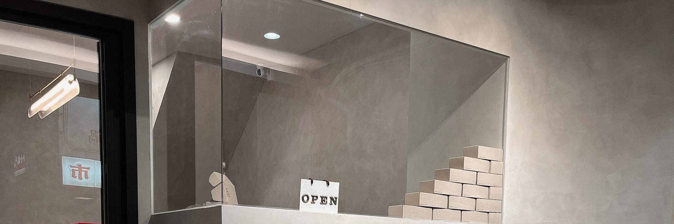 Kamar manis delapan tabung