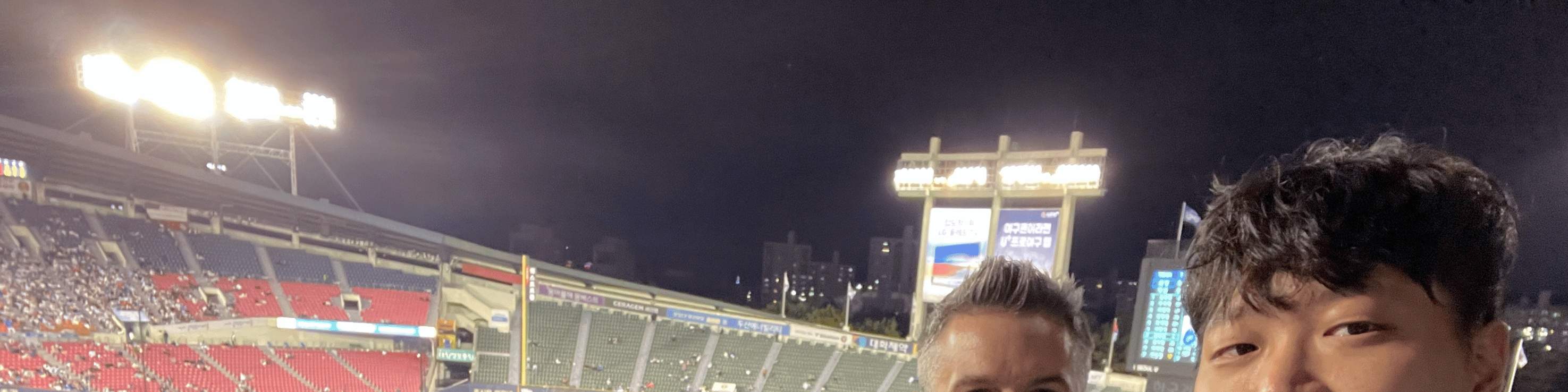 野球観戦orバスケ観戦・韓国グルメ体験（ソウル）