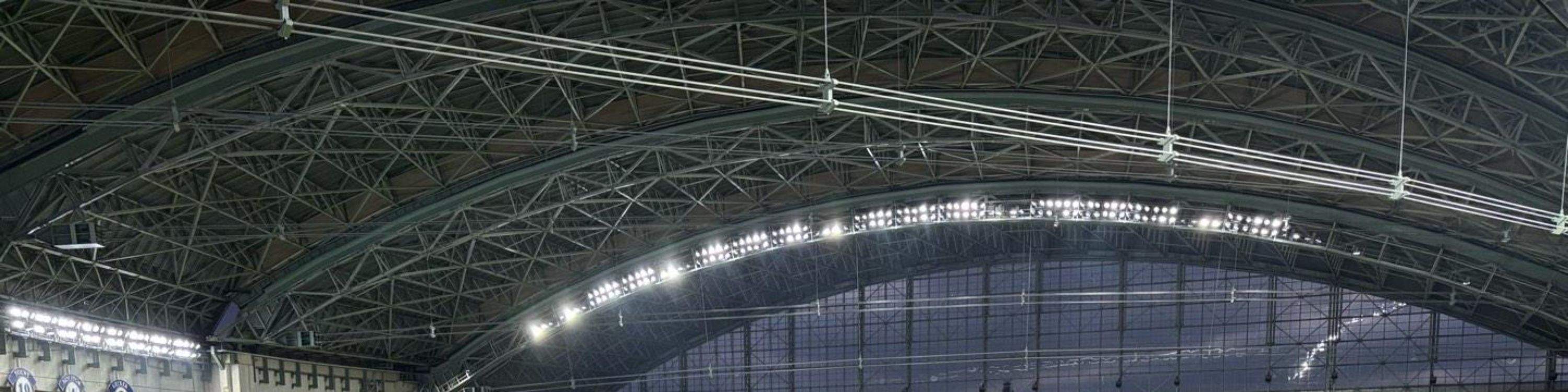 外野座位让您以绝佳视野，360度全方位欣赏比赛