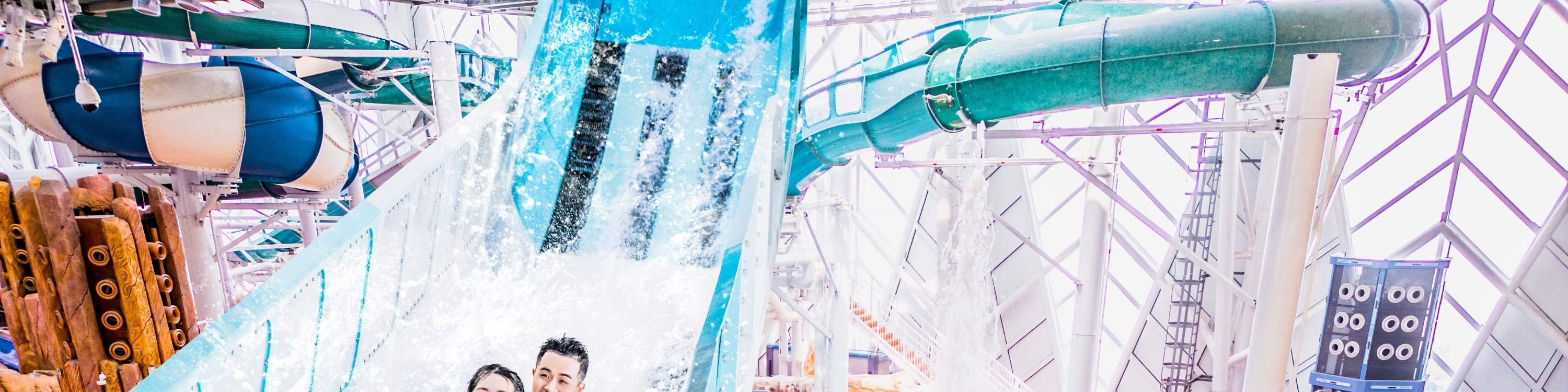 Studio City Water Park LANZADERA LIGHTSPEED