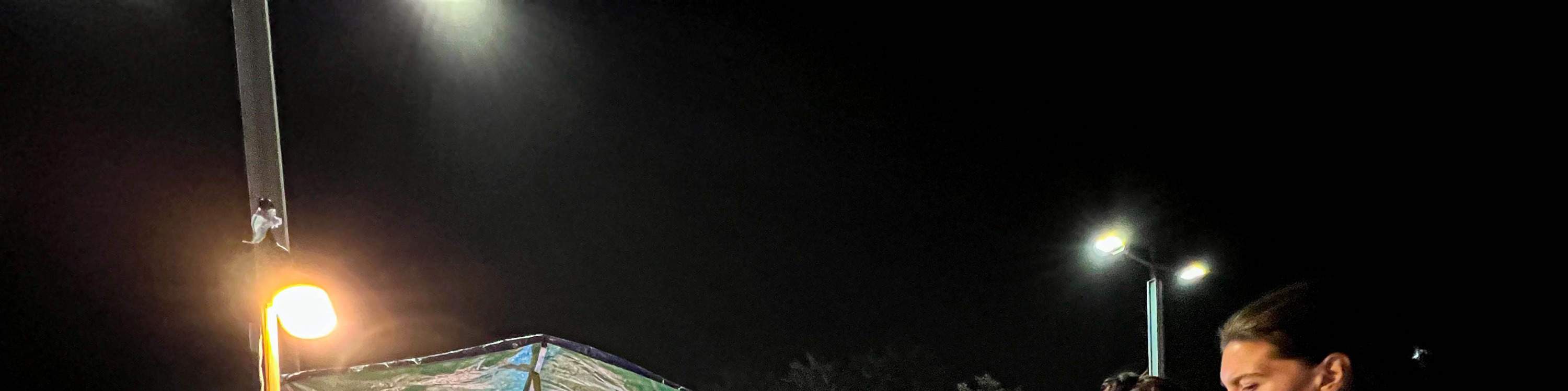 Pengalaman Mencicipi Street Food Lokal Siem Reap dengan Tuk-Tuk