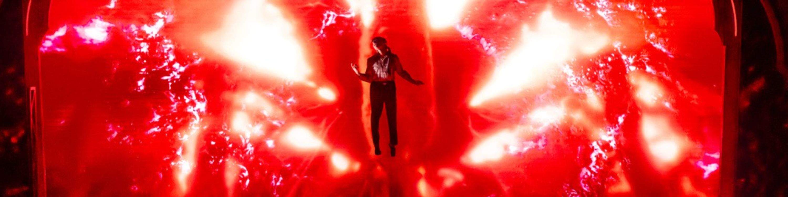 Jangan berkedip—setiap momen di Hawkins menyembunyikan petunjuk tentang kegelapan di depan