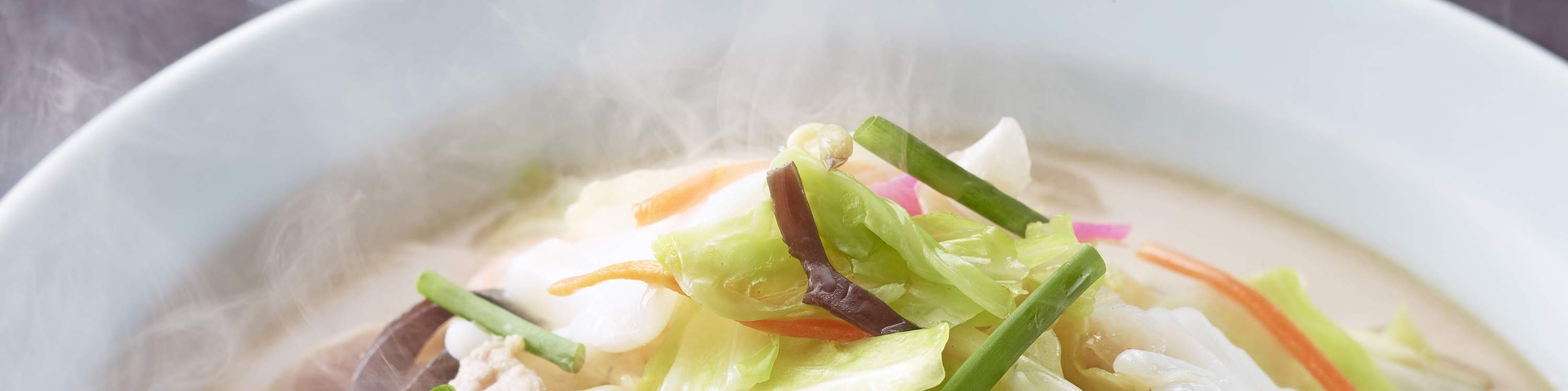 Paquete completo de Fukuoka a Huis Ten Bosch: Hotel + Billetes JR + Pasaporte de 1 día