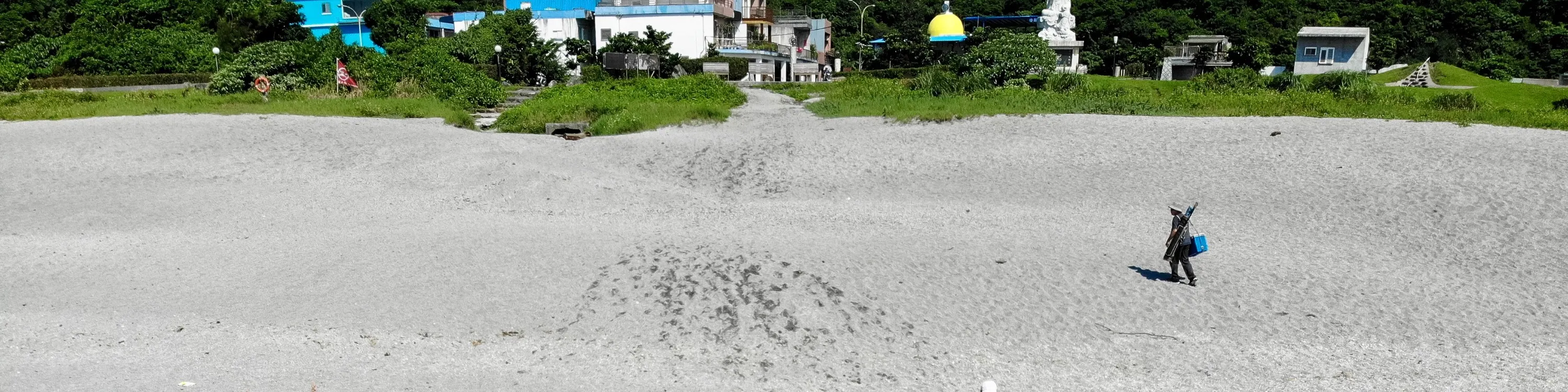 宜兰水行者乌岩角蓝色啤酒海龙舟板